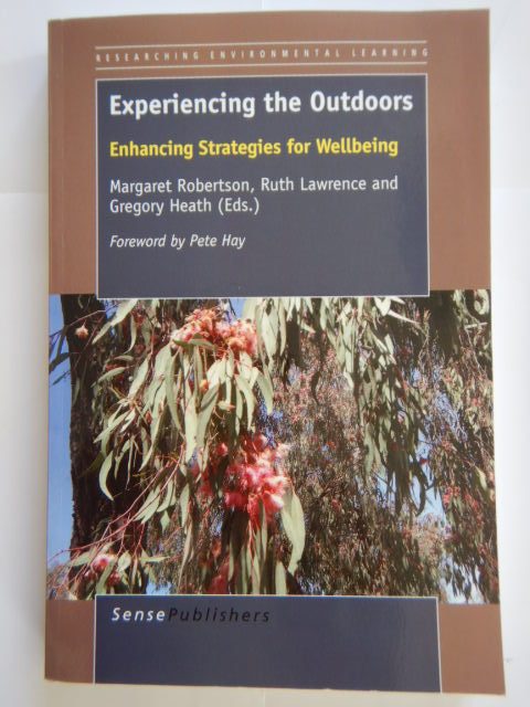 Forside: Experiencing the Outdoors, Enhancing strategies for wellbeing